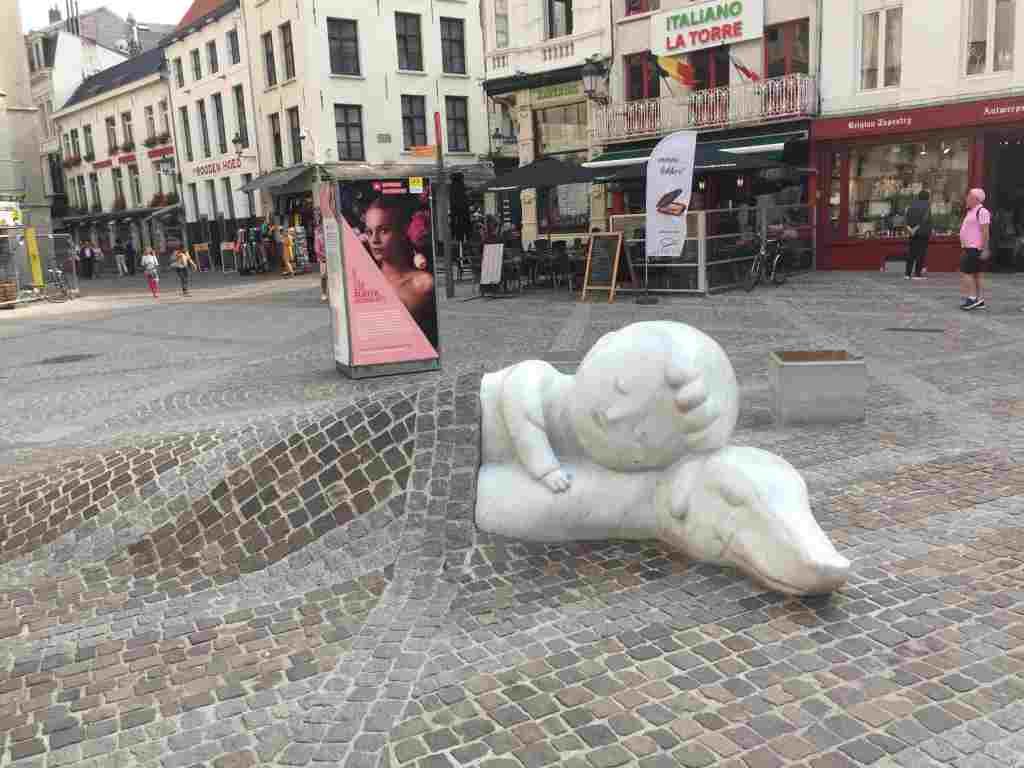 trust Statue in Antwerp